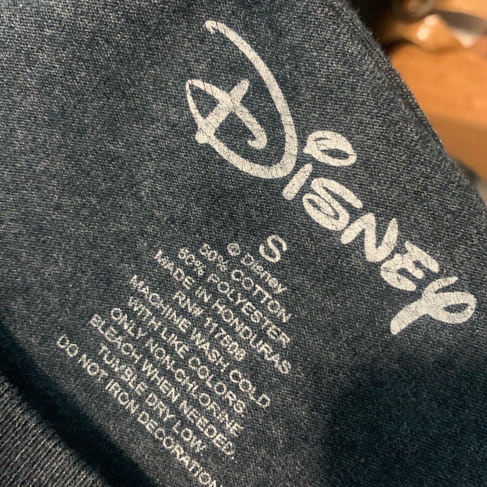 Disney Tee - Picture 6 of 8